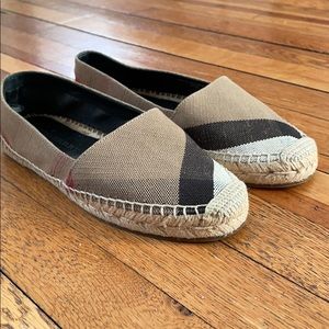 Burberry flat espadrilles size 37.5